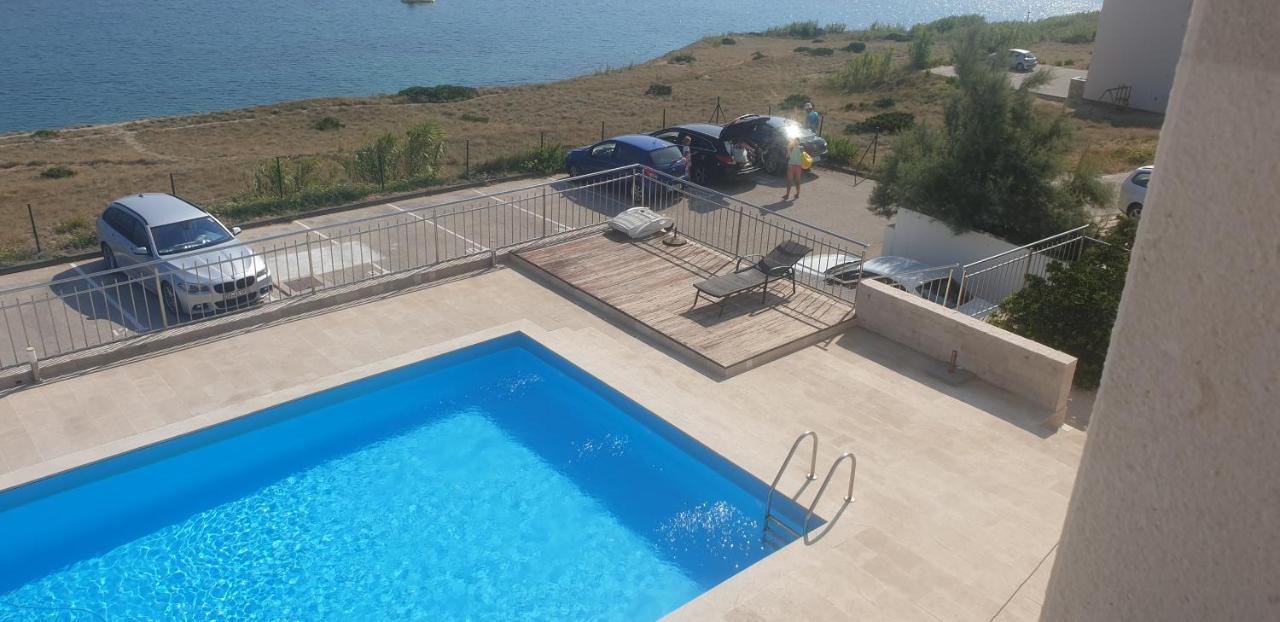 Studio Apartma Pag Blue Ocean 1 With Sea View パグ エクステリア 写真
