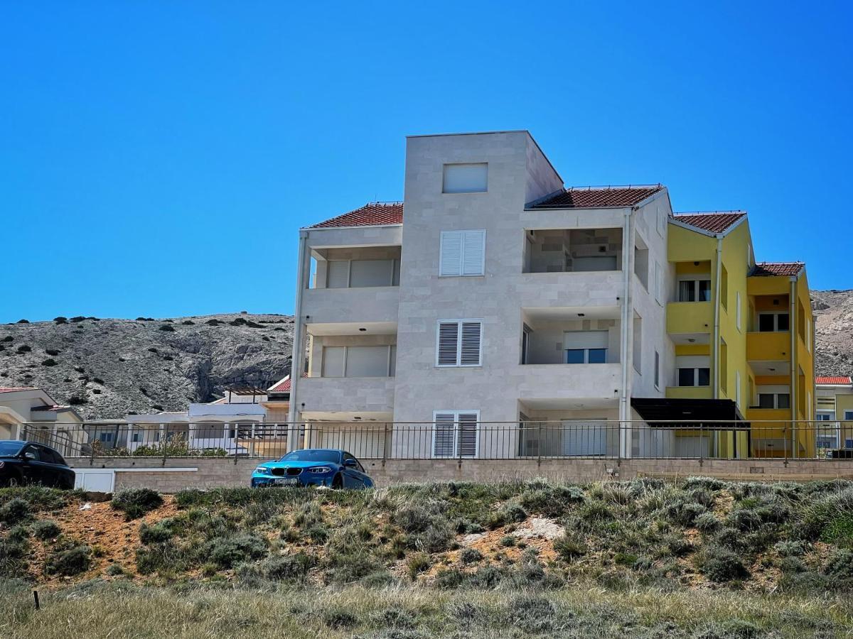 Studio Apartma Pag Blue Ocean 1 With Sea View パグ エクステリア 写真